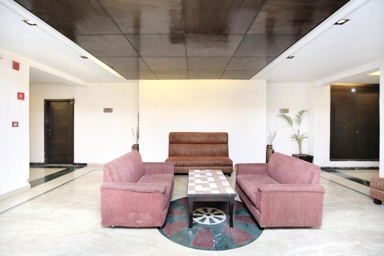 Capital O 15395 Hotel 42 Amritsar Zewnętrze zdjęcie
