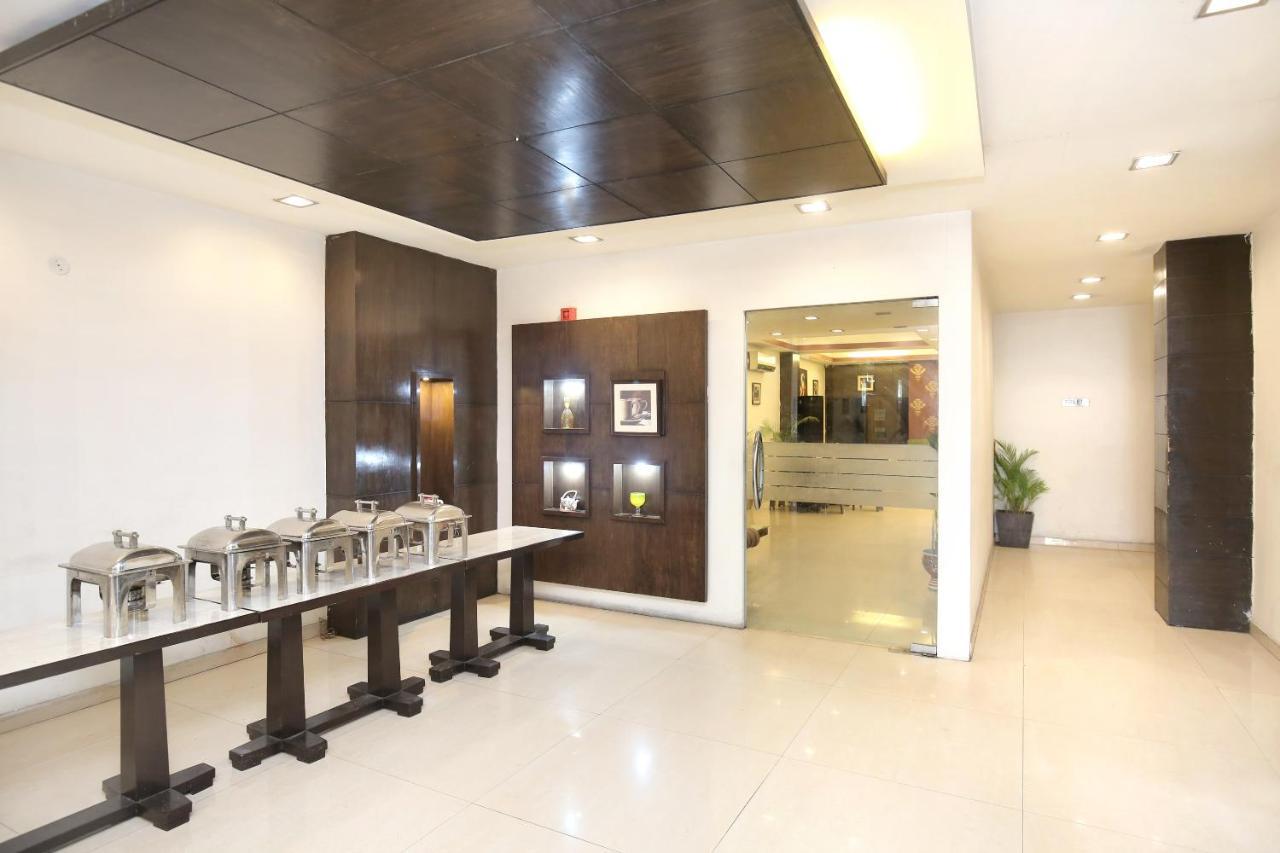 Capital O 15395 Hotel 42 Amritsar Zewnętrze zdjęcie