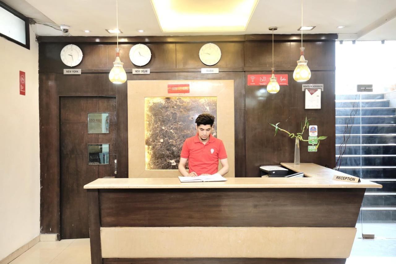Capital O 15395 Hotel 42 Amritsar Zewnętrze zdjęcie