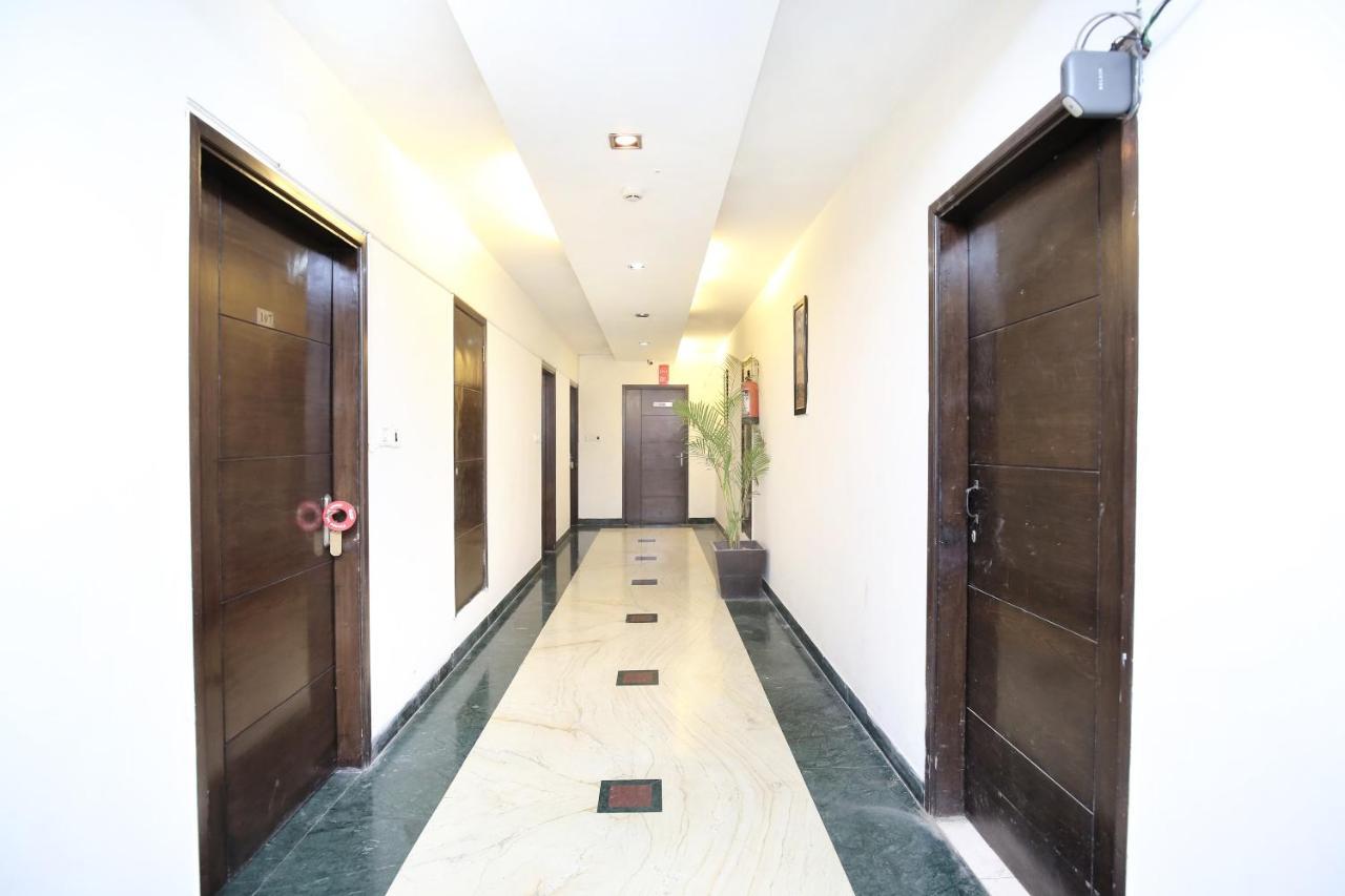 Capital O 15395 Hotel 42 Amritsar Zewnętrze zdjęcie