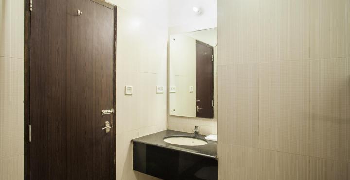 Capital O 15395 Hotel 42 Amritsar Zewnętrze zdjęcie